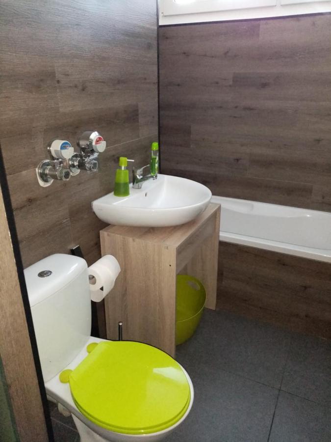 Modern Hoteliving Giessen Room photo